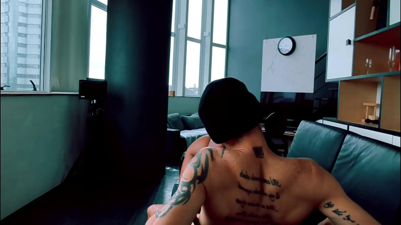 Meu amigo comeu o meu cuzinho sem pena