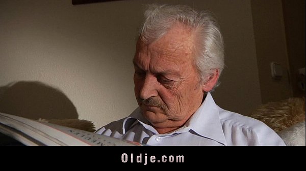 Eva Strauss seducing old grandpa to chew hiss dick