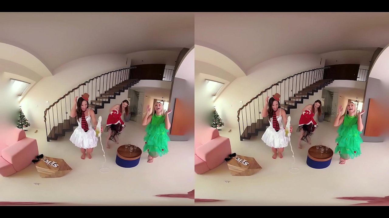 Fuck Three Hot Babes in Free Full Christmas Experience!