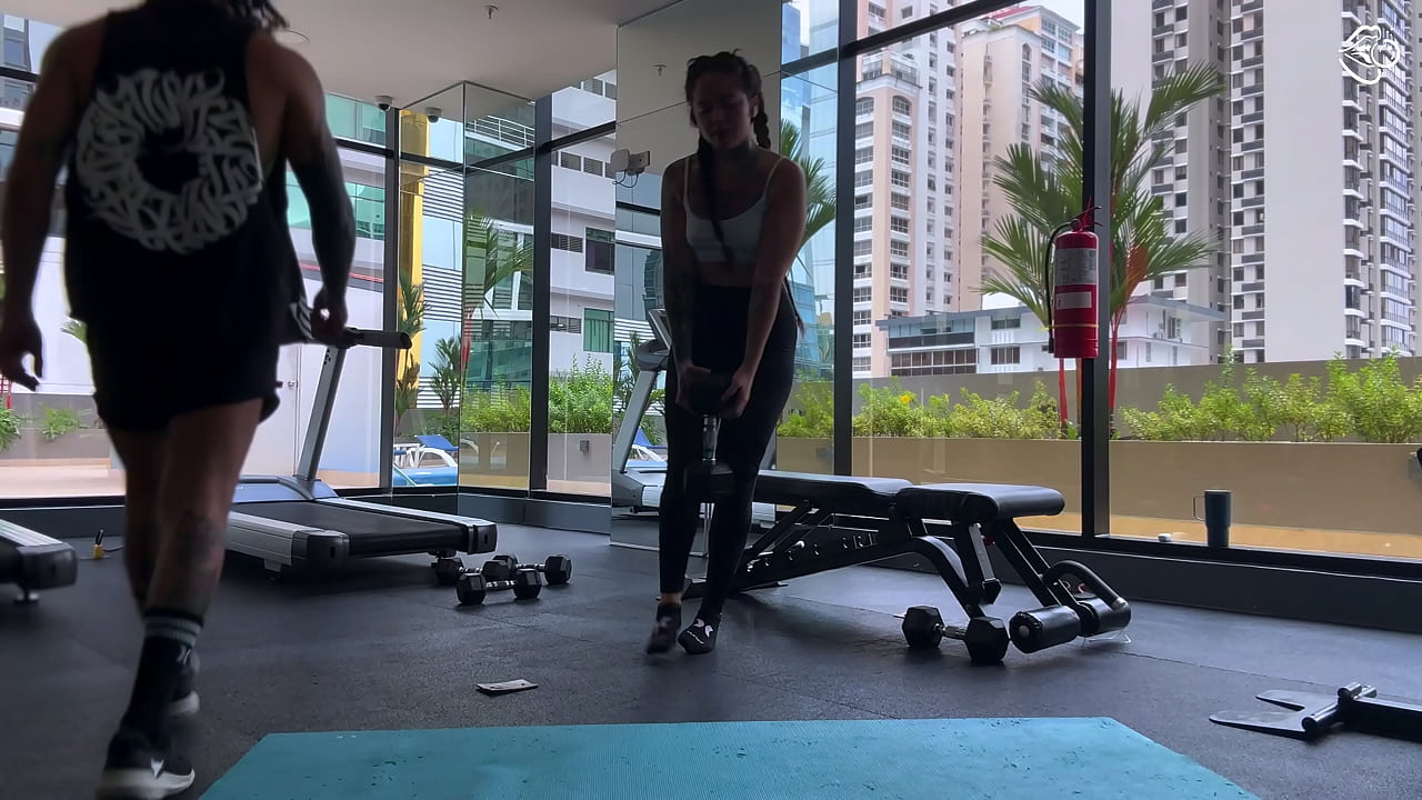 Smell my dirty bush and my sweaty ass after training