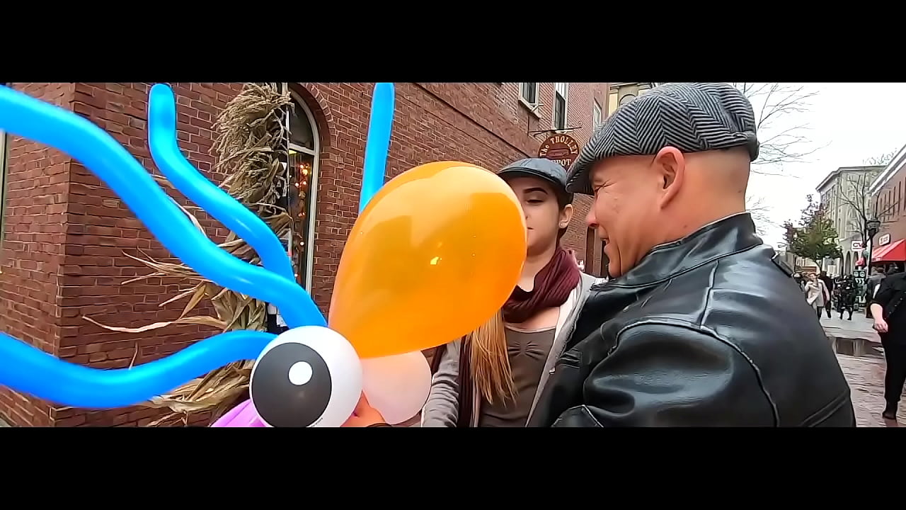 The Venezuelan singer Alexander Faria