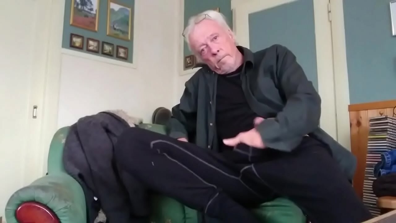 Roger Virre in long underwear