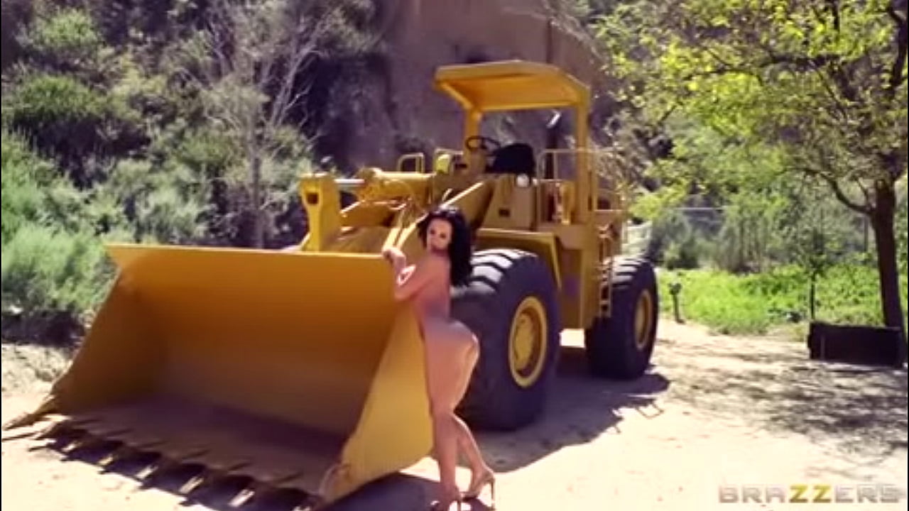 bwb jayden james kl041413 trailer 272p 650 mobile