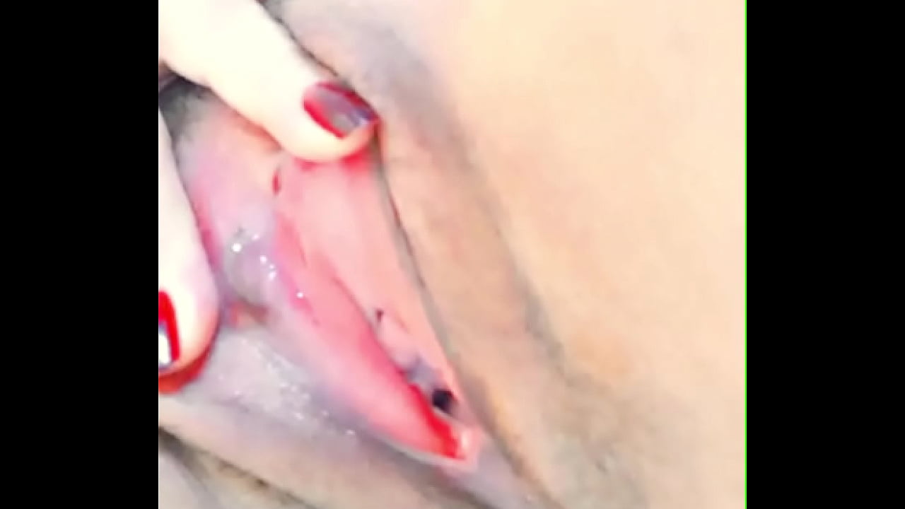 A Madrasta disse ao enteado, deixo gozar dentro se voc&ecirc; pedir no meu ouvido