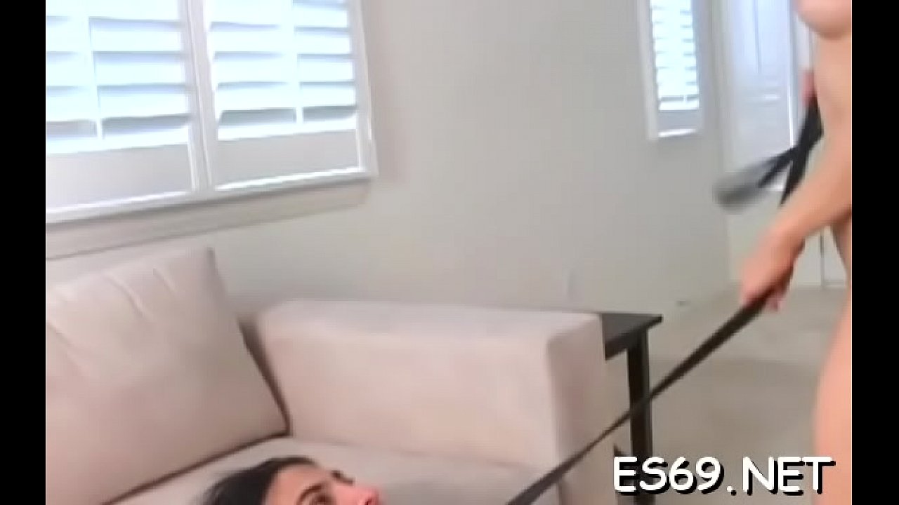 Meat bazooka sucking pleasures in hand of shameless girlie