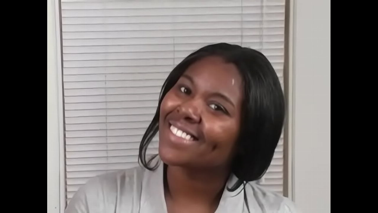 Hot big tit babe sucks cock