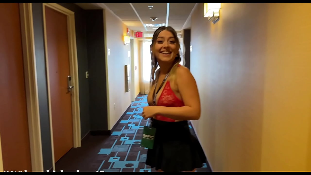 Casting Curvy Presents Random PWG Fuck By Modeling Agent