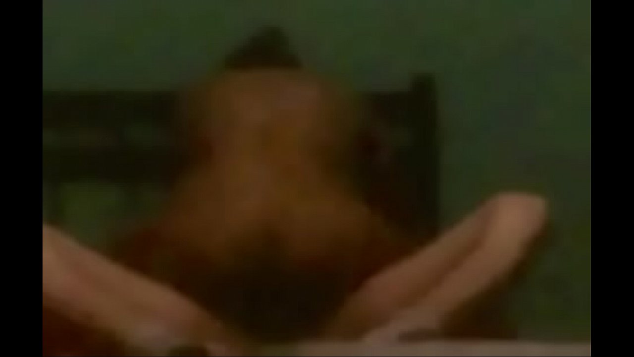 Morena D&aacute;ndome sentones