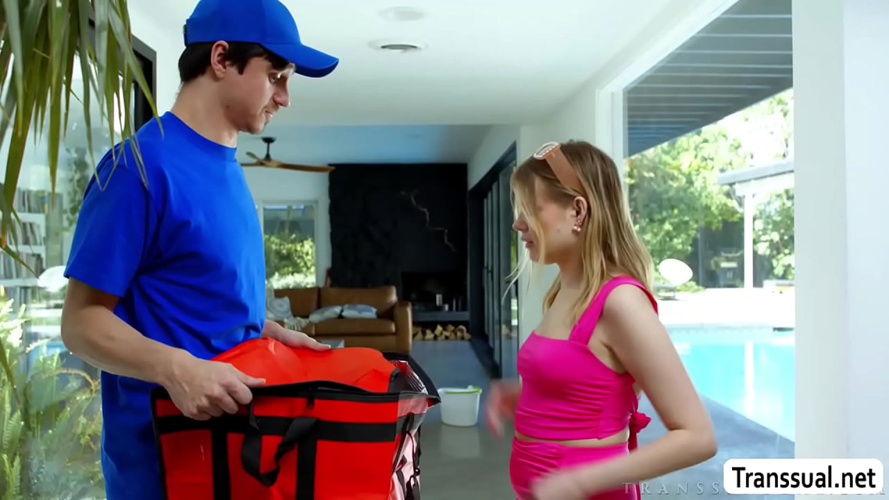 Caught my TS stepmom sucking the cock of the delivery guy and she lets him eat her asshole