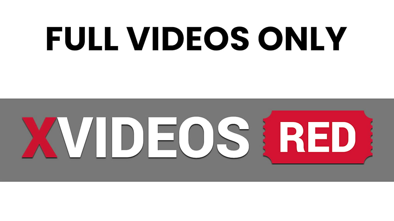 En la oficina me penetran muy rico