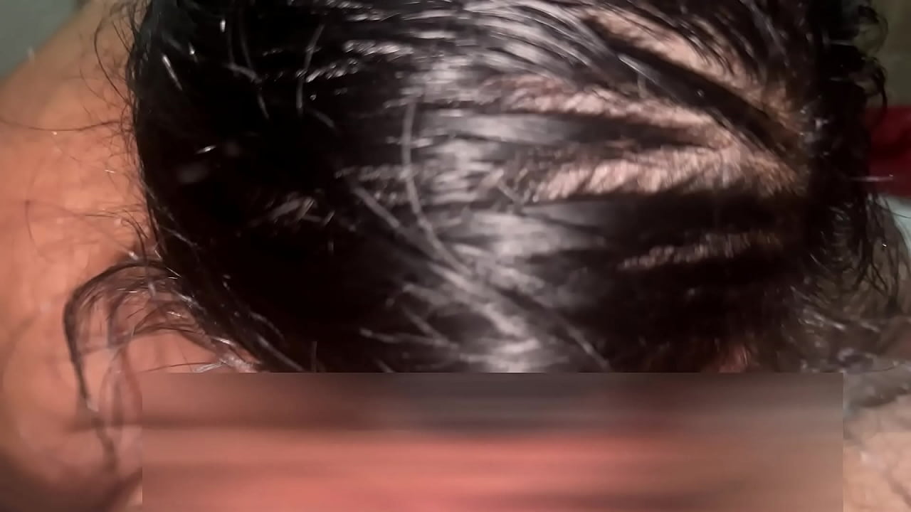 una ardiente gordita me la mama tan rico