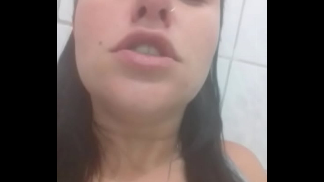 Casada se tocando no trabalho