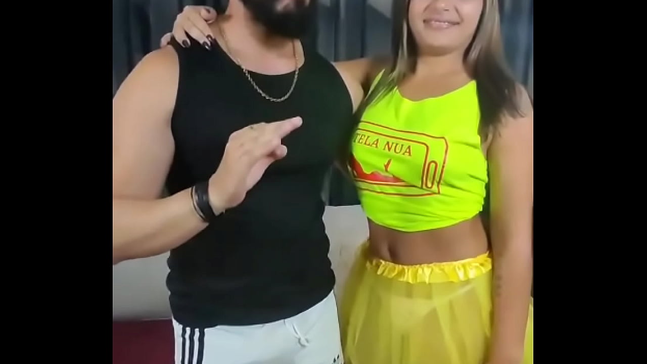 Luara Sonza L&eacute;o skull