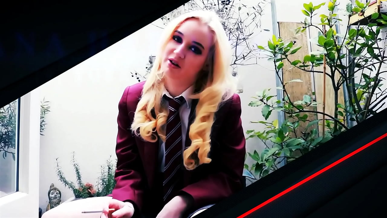 British Teen Blows Older Guy And Swallows His Load