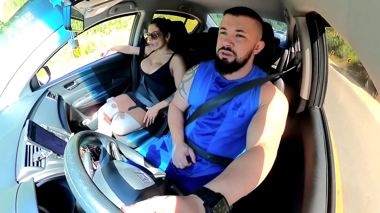 Passageira Safada no Uber deixou Motorista Louco