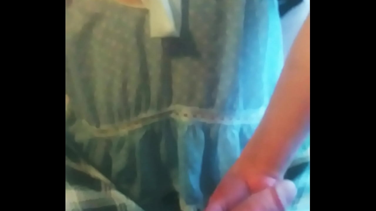 Hidden handjob during zoomcall