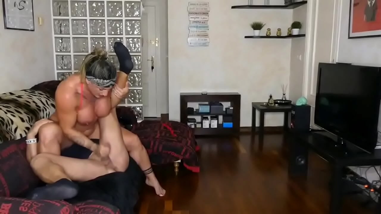 #mikexmoreno #bigcock #deepthroat #danaxmuscles