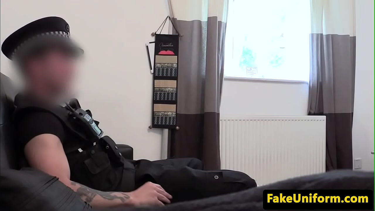 UK ebony slut with bigtits gets banged by cop