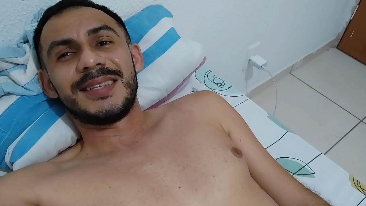 ME MASTURBEI E GOZEI GOSTOSO