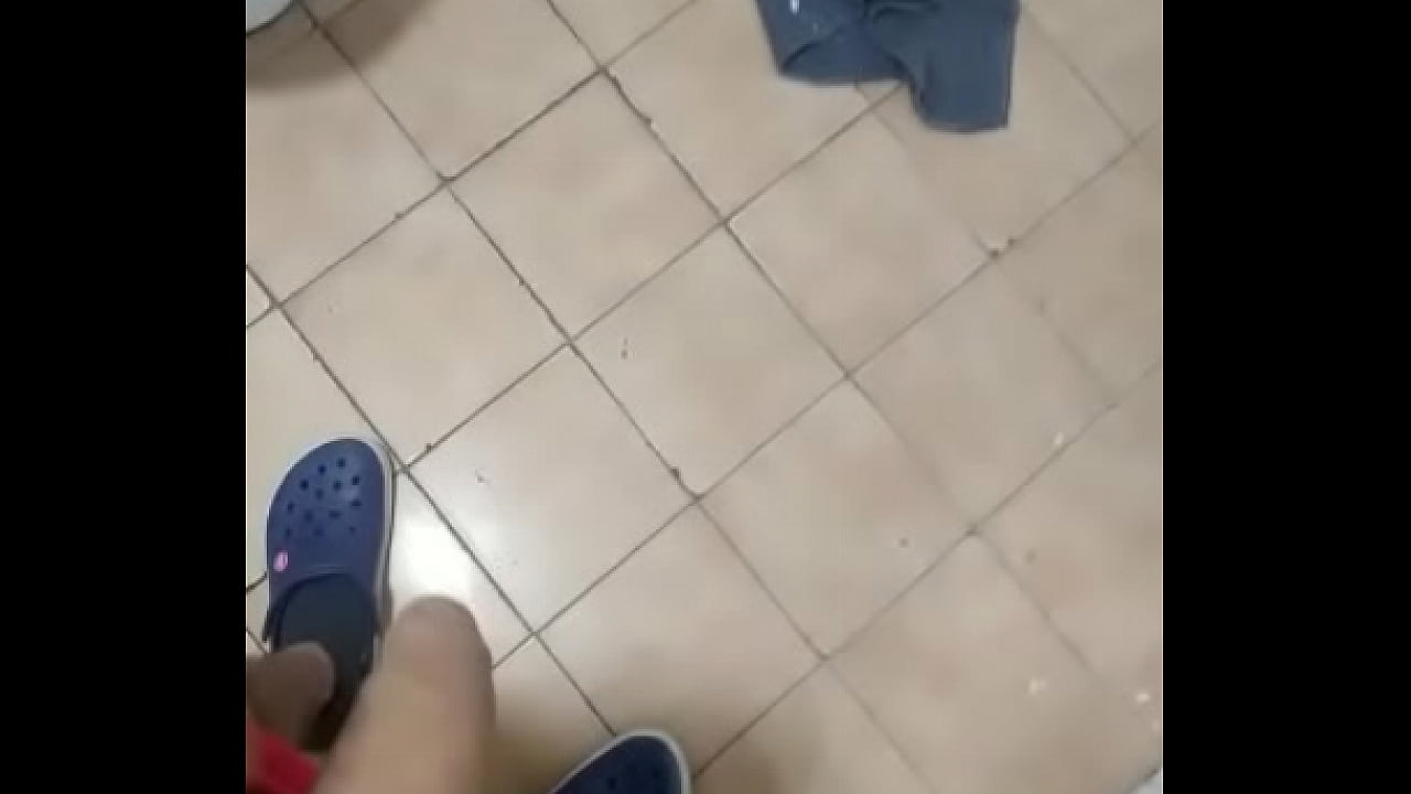 Casi meencuentran masturbandome