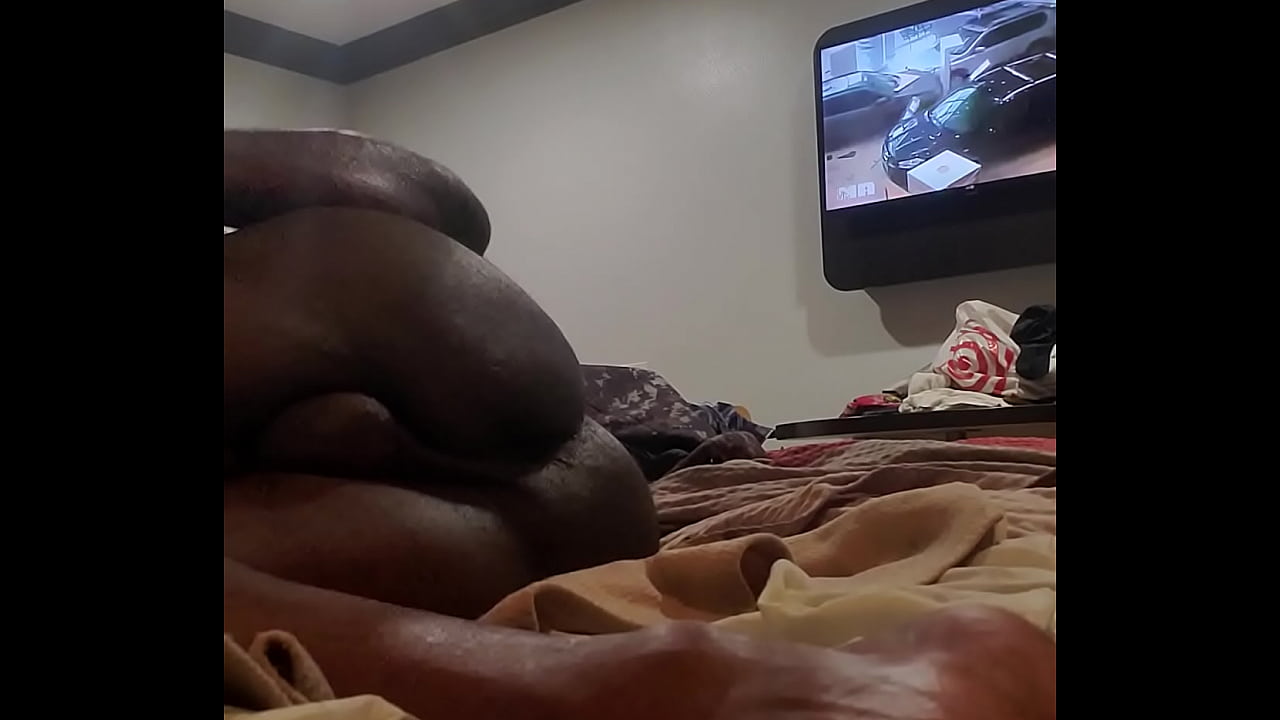 Gotta go find this ho I wanna fuck couldn't  even jack off