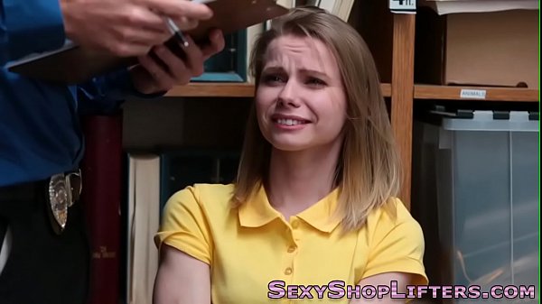 teen amateur gets pussy pounded and face cumsprayed