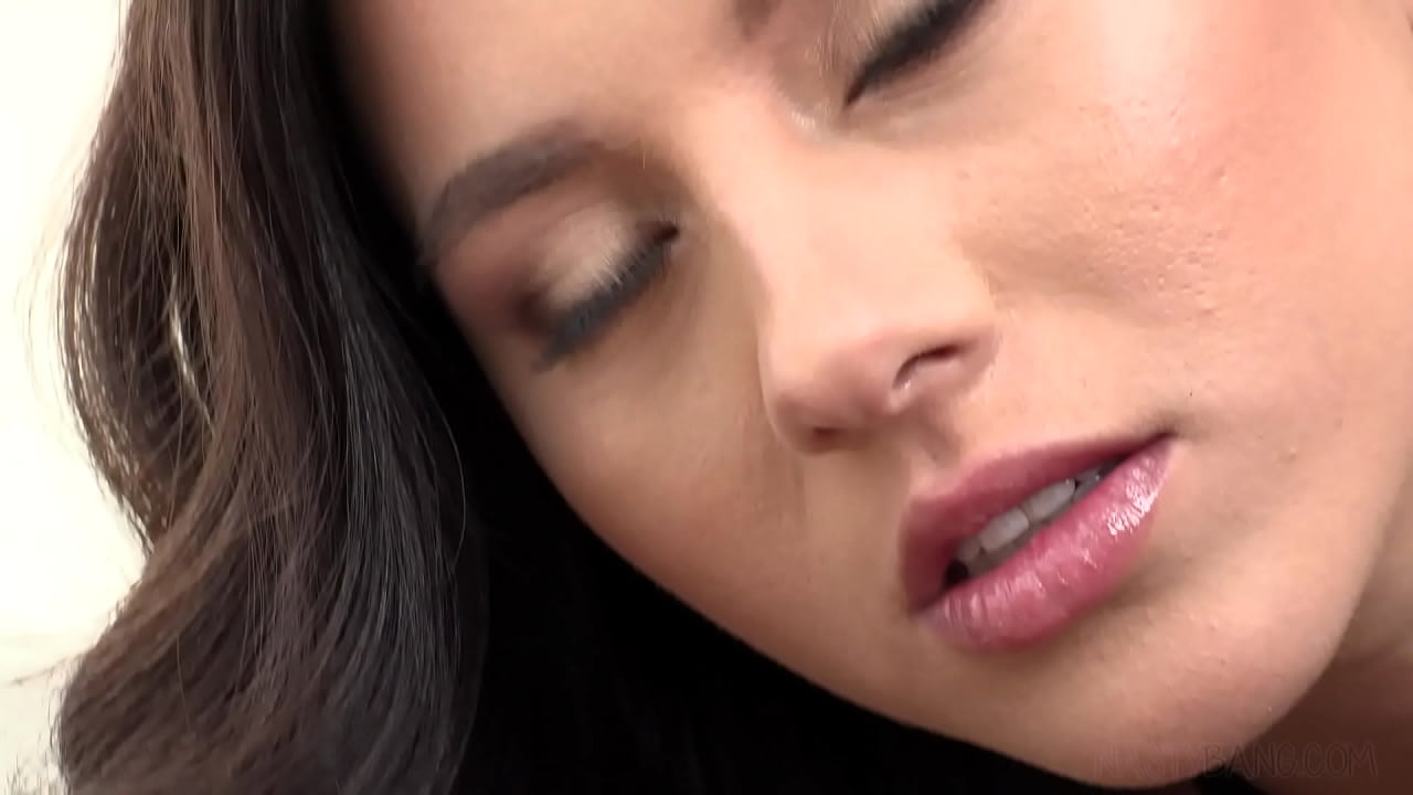 These Black Haired Spinners know how to Please Each Other's Pussy