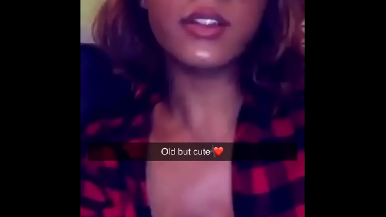 Tranny girl plays with herself