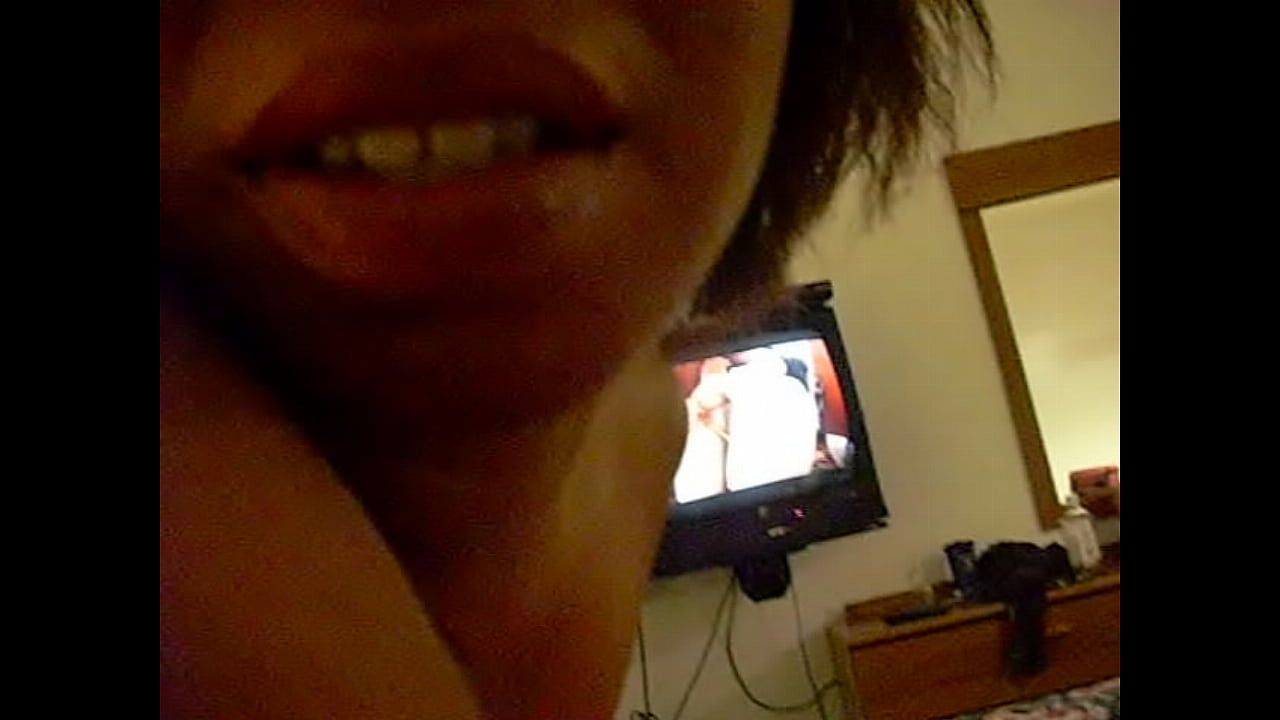 sweet black gf sucking cock