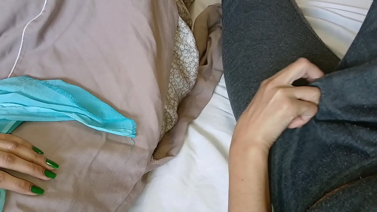 Dadi Ma ke sath kiya sex Full hindi fuck