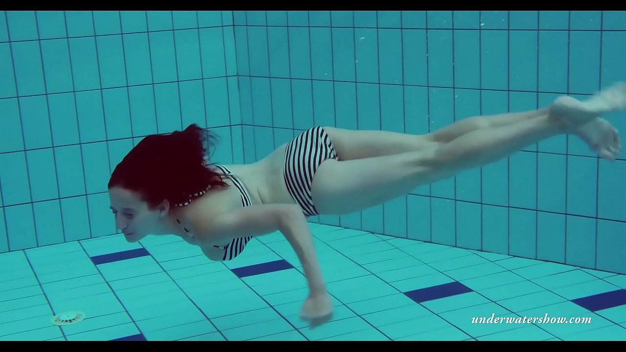 Underwater show with Chehova burning hot