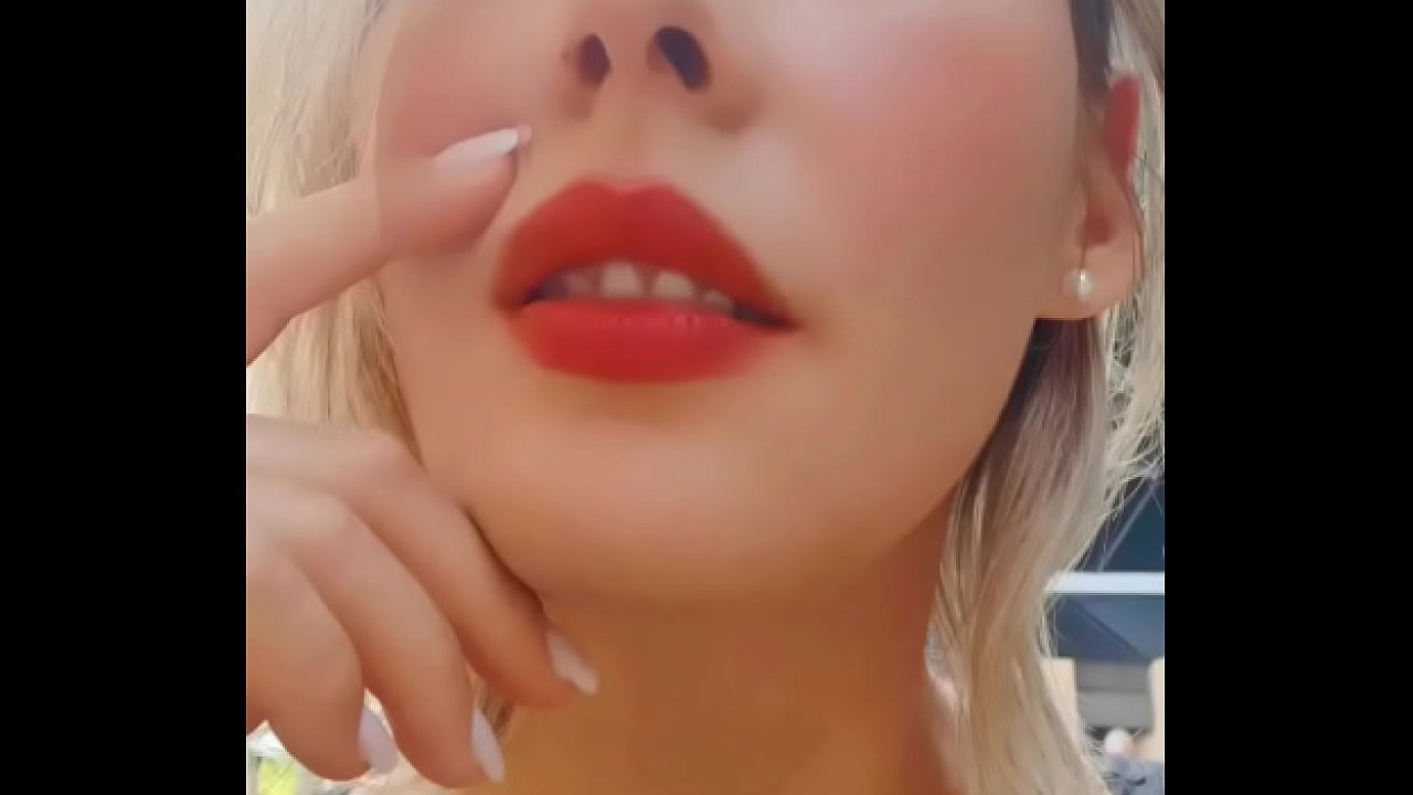 English below Aujourd'hui est un grand jour pour moi ! Apr&egrave;s trois ans de traitement, j'ai retir&eacute; mon appareil ...