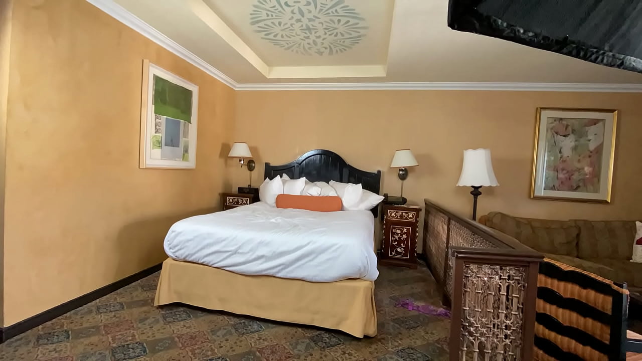 real swingers getting down on photoshoot ....quick review ;-) GNGER BANKS