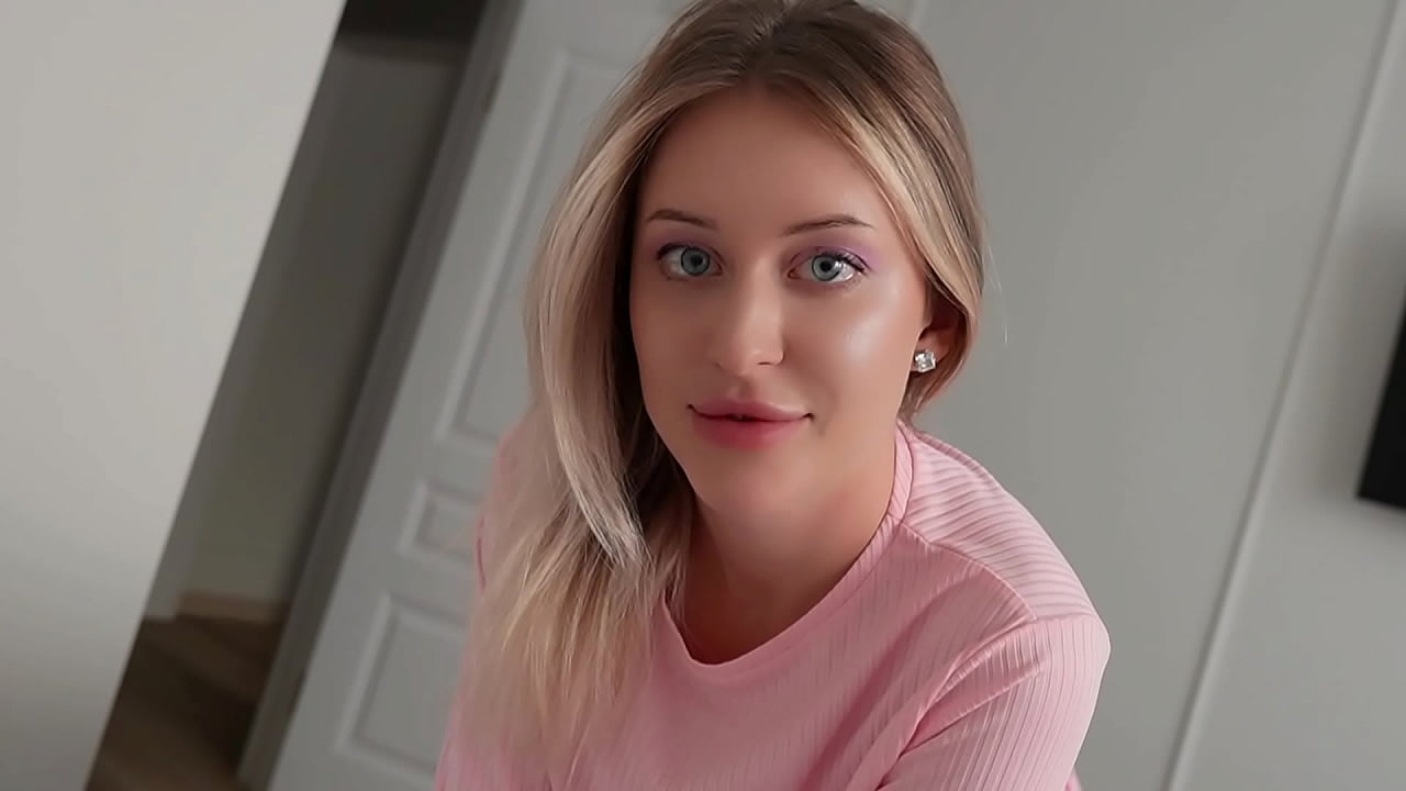 My Stepsister Didn't Want To Leave My Room, But She Really Wanted To Taste My Cock