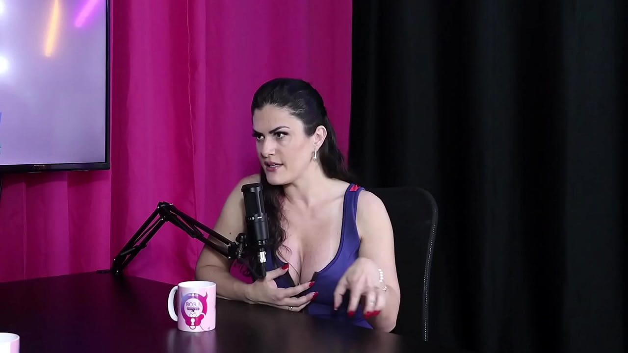 Muitas mulheres s&atilde;o machistas, e tem que estar ajudando as outras - Amanda Smell (SHEER/RED)