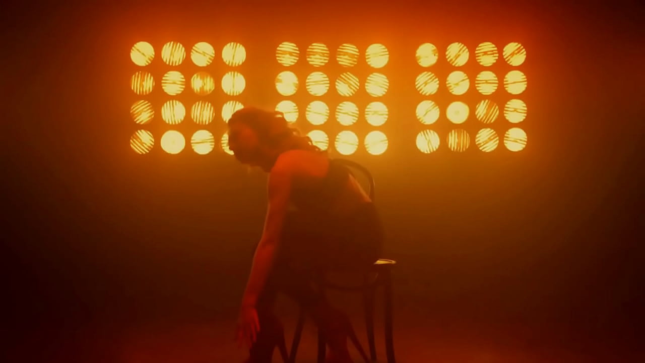 DAN&Ccedil;ANDO PARA VOC&Ecirc; NO POLE DANCE