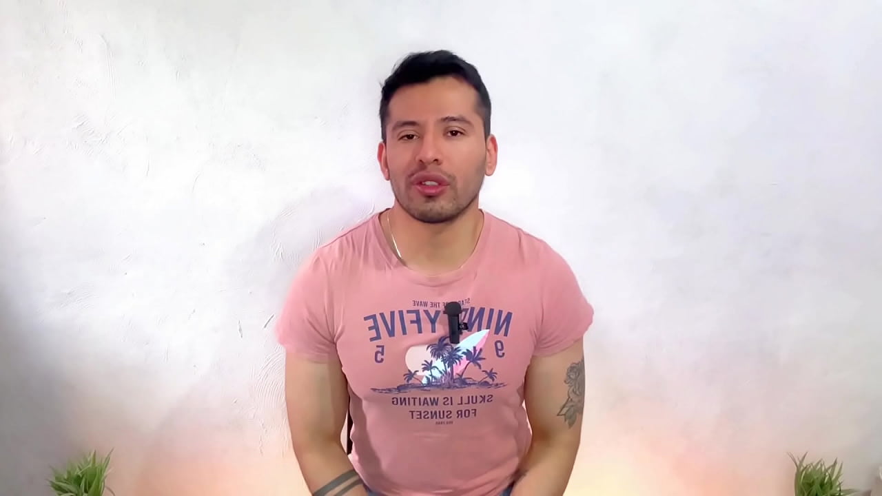 alba&ntilde;il follando con un amigo de su hermano! lo deja lleno de leche