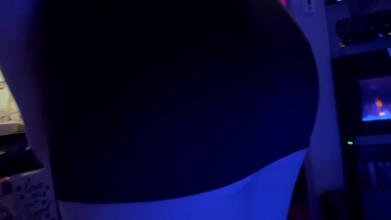 Cheetah Adora gets fucked in her favorite dress on the tour bus.