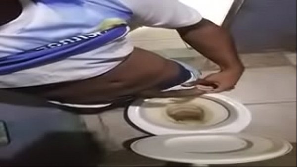 Punheta depois do almo&ccedil;o que del&iacute;cia