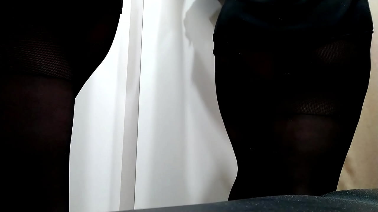 My Fat Ass in Pantyhose is Back in the Fitting Room