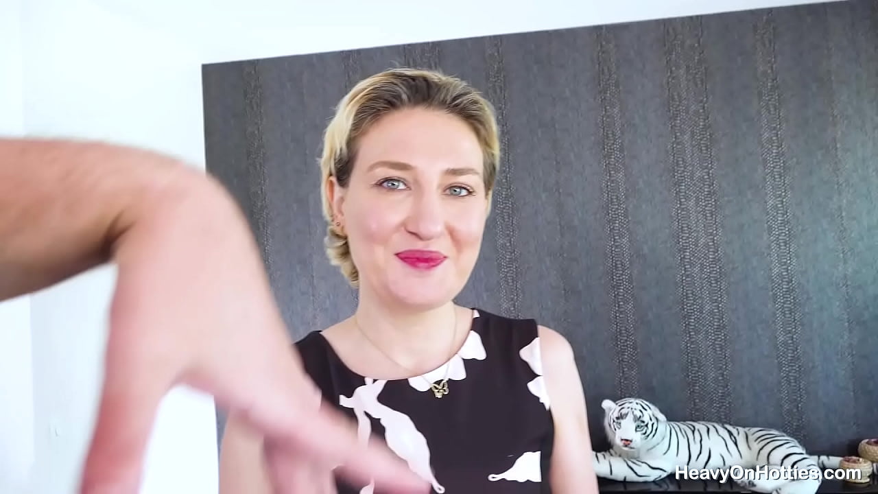 Tattooed blonde Dayana Ice lays down on a rug to get fucked deep by Heavy on Hotties Cel before she takes a messy cumshot all over her face and tits! Watch her get her holes filled with dick!