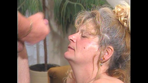 JuliaReavesProductions - Geile Fickweiber - scene 1 bigtits babe oral blowjob young