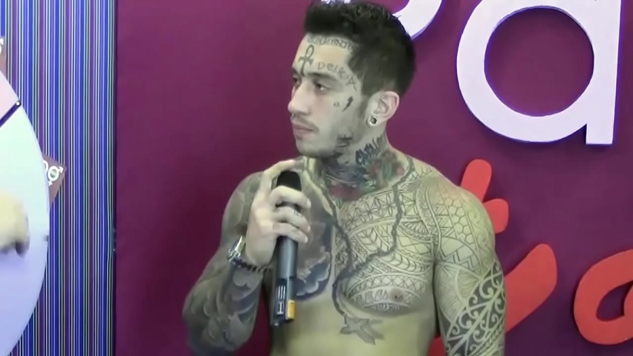 PapoMix confere os fetiches de Andre Ferraz