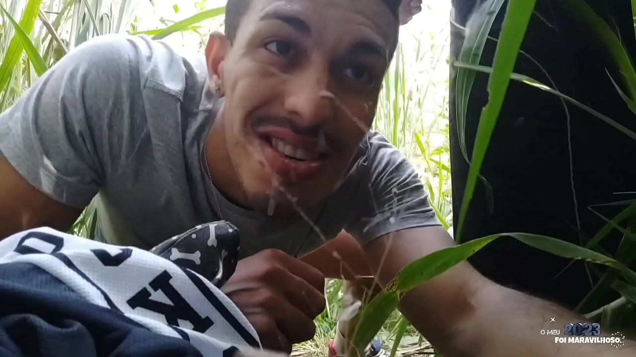 LIBEREI MINHA BUNDA PARA V&Aacute;RIOS HOMENS DESCONHECIDOS