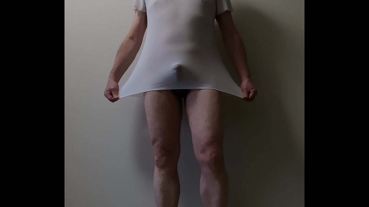 透けるアンダーウエア