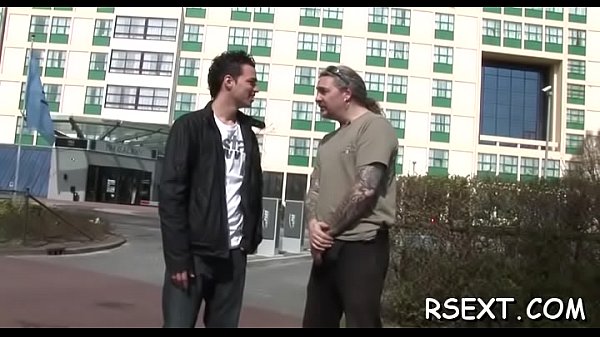 Skinny babe's peach licked hard