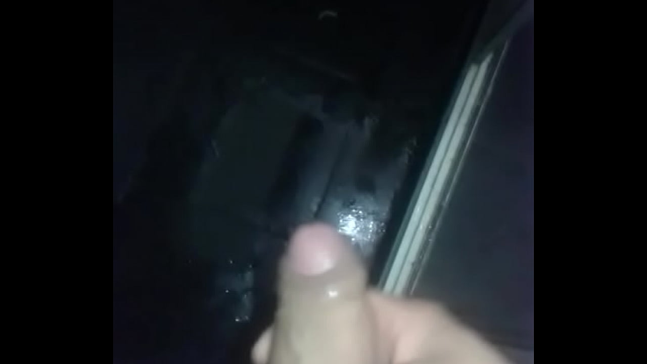 Me Masturbo Bien Rico Hasta Botar Leche