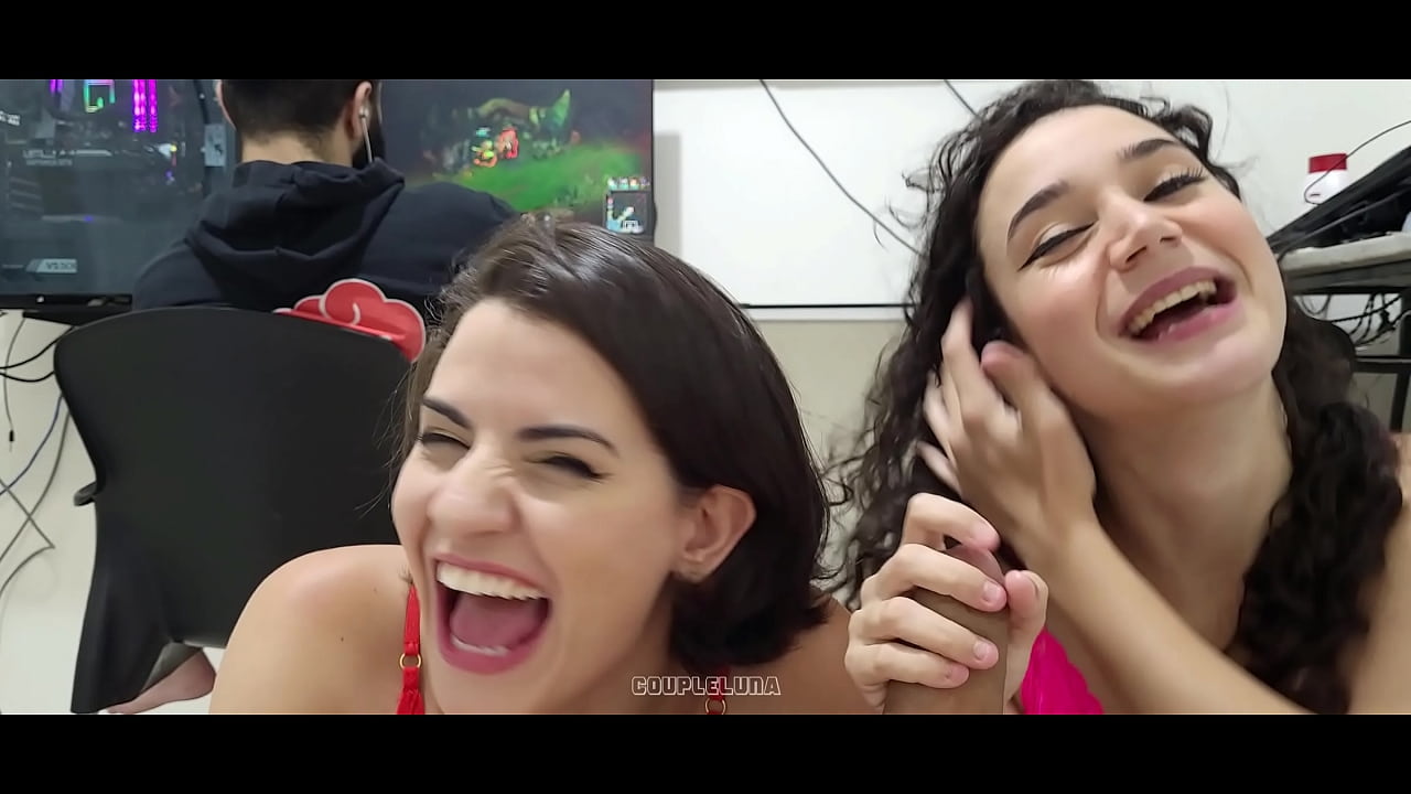 Joguem muito lol meus amores!