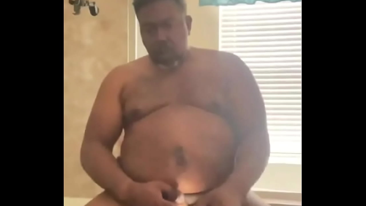 If you like a well groomed pubis/pubic area then the Lawn Mower is it! On Twitter LTGMonniLuv capscuming #LTGMonniLuv #Cap...