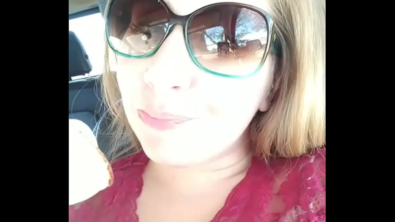 Sasha Star likes to lick